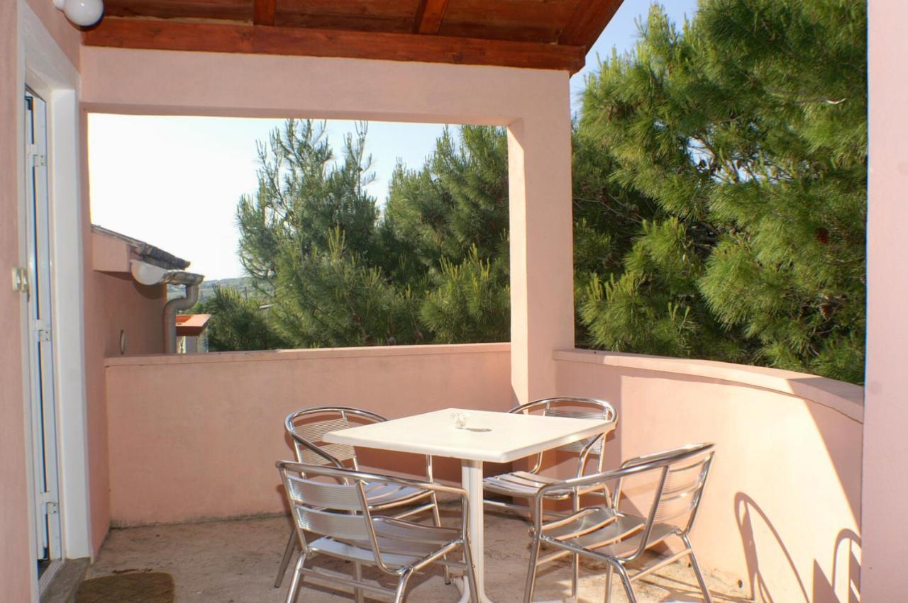 Family Friendly Seaside Apartments Vlasici, Pag - 4319 Extérieur photo